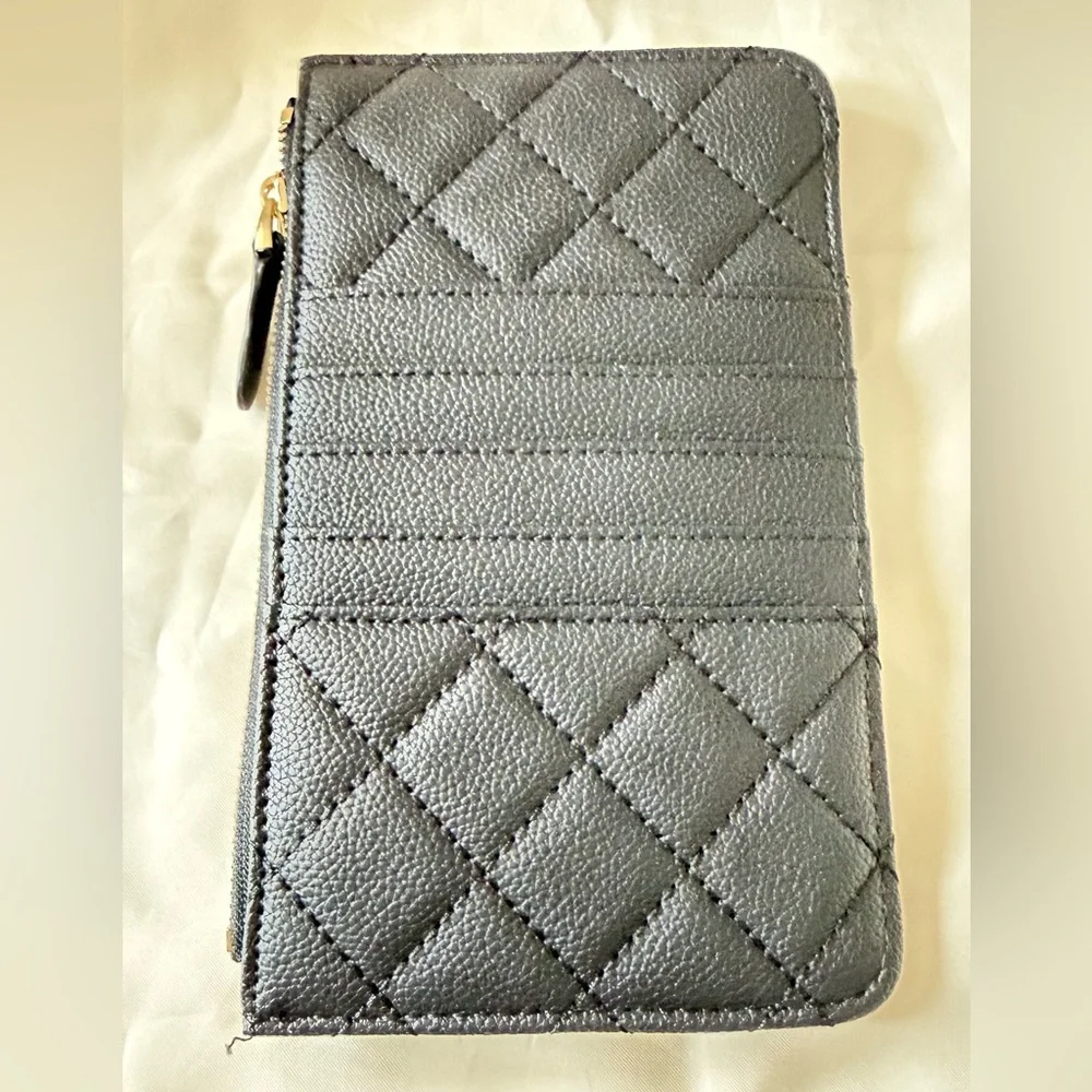🖤 Black Quilted Phone Case with wallet and zipper 5 card holders
